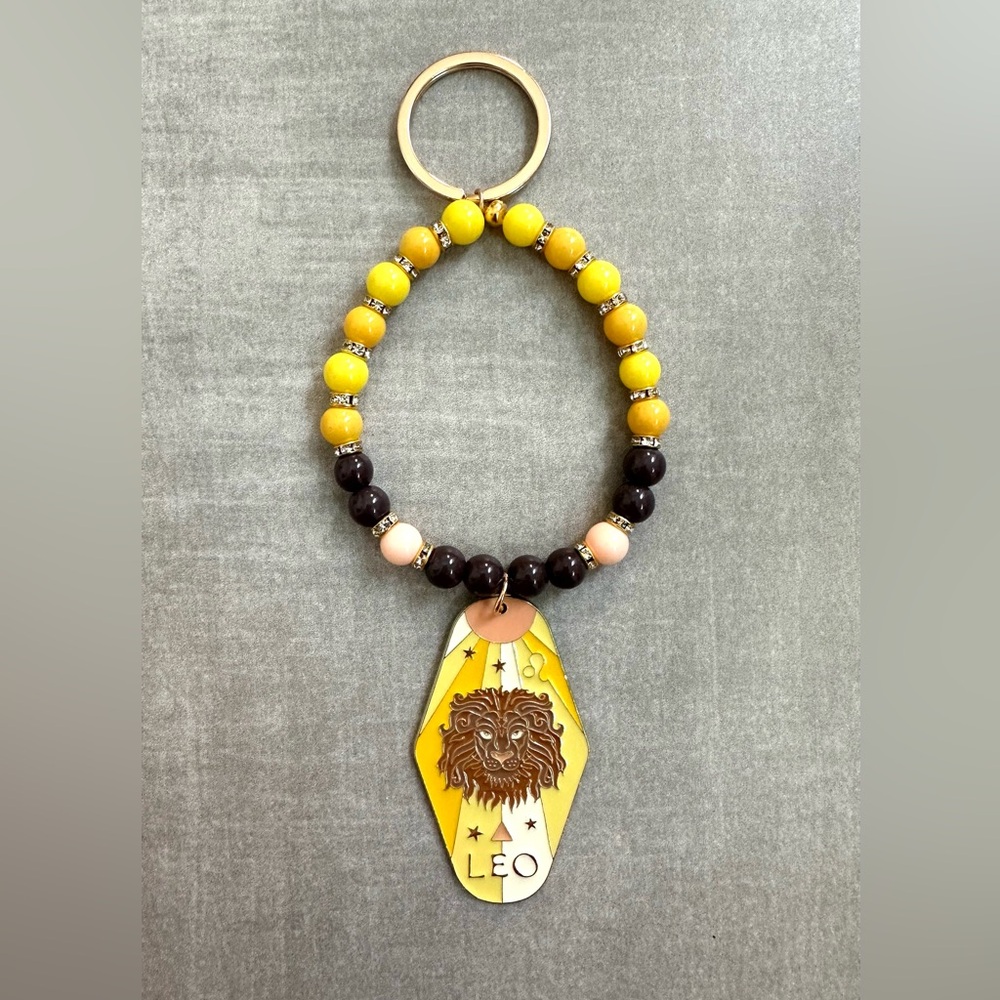 Zodiac Keychain - Picture 3 of 14